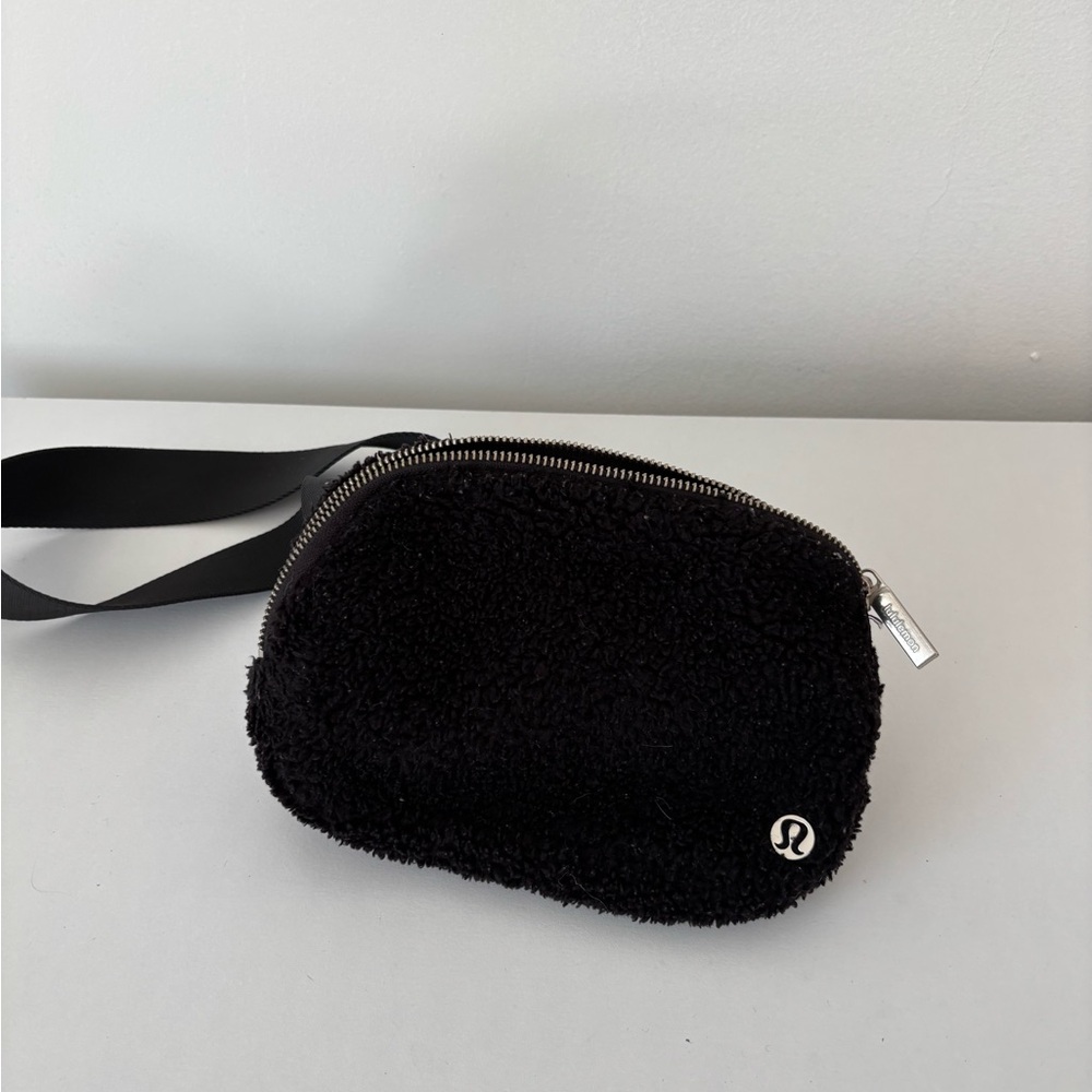 Lululemon Black Textured Crossbody Bag